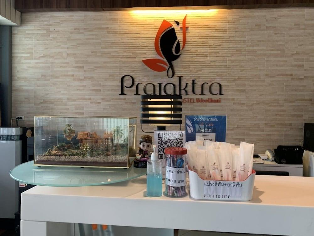Prajaktra City Hostel Udon Thani Exteriör bild